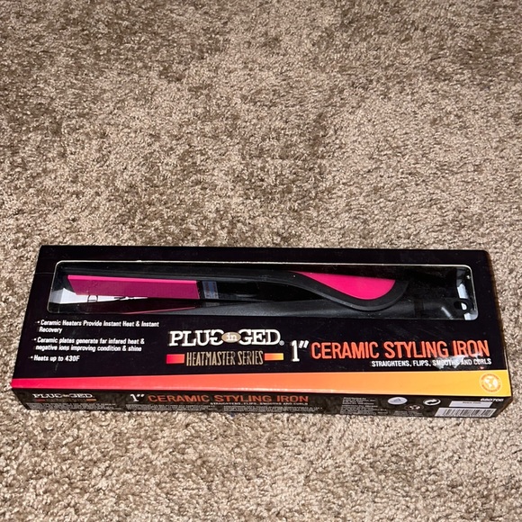 Brand new Plug in GED hair straighter, make an offer! - Picture 1 of 6
